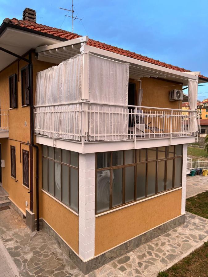 Il Gattino Di Porto - Apt 1 - Monolocale Veranda Piscina Imperia Dış mekan fotoğraf