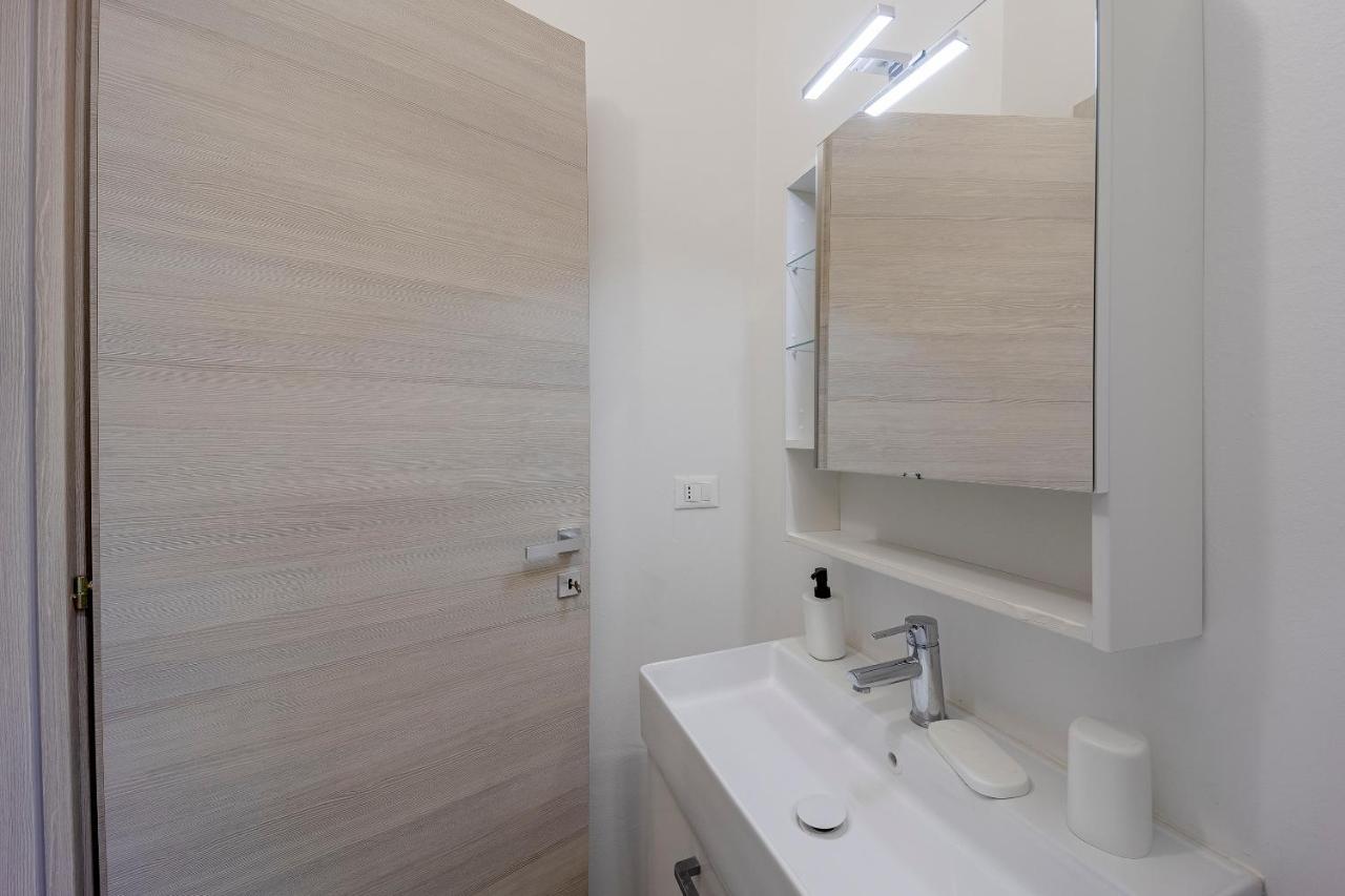 Il Gattino Di Porto - Apt 1 - Monolocale Veranda Piscina Imperia Dış mekan fotoğraf