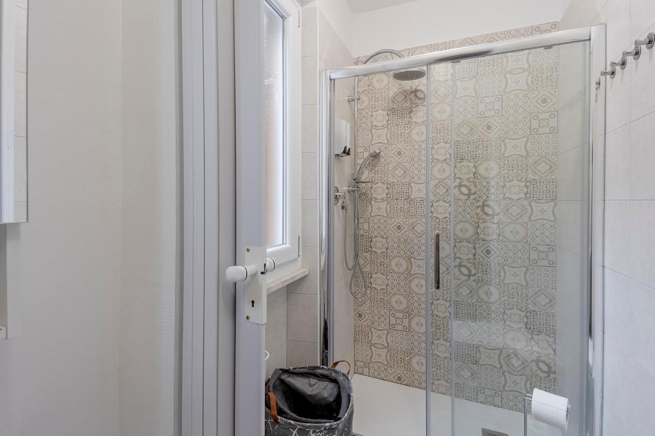 Il Gattino Di Porto - Apt 1 - Monolocale Veranda Piscina Imperia Dış mekan fotoğraf